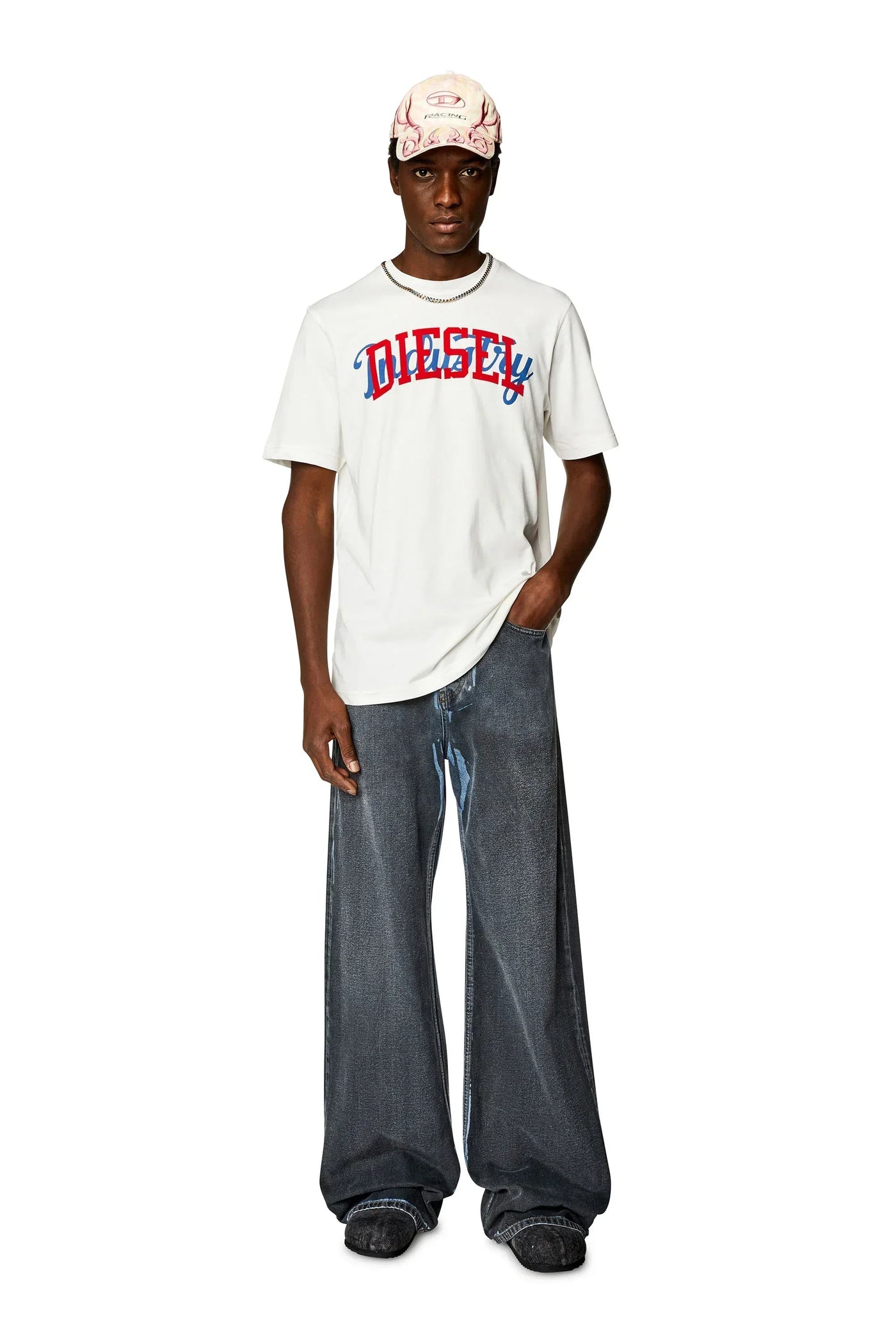 Diesel T-shirt with contrasting Diesel prints