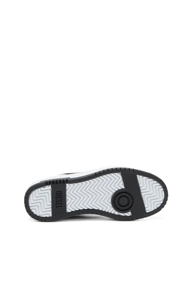 S-Ukiyo Low-Low-top sneakers in leather and nylon